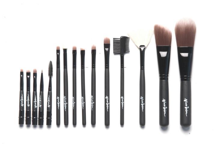 makeup brushes by ariane inden