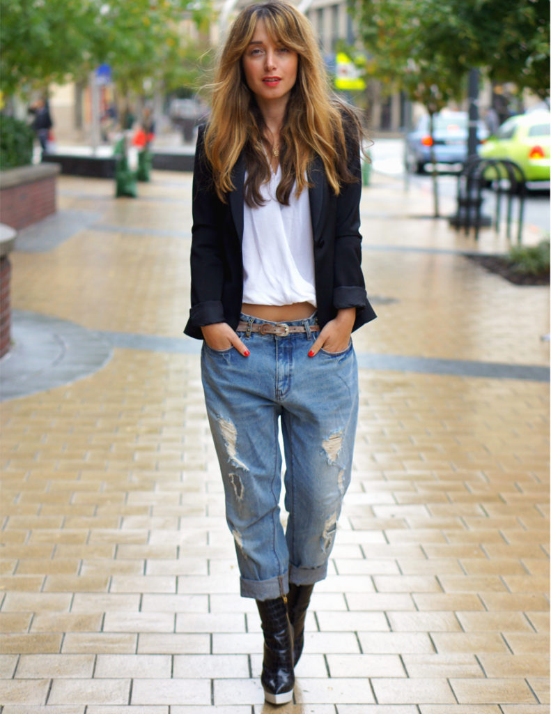 What to pack for weekend chic boyfriend jeans Melbourne Dressing