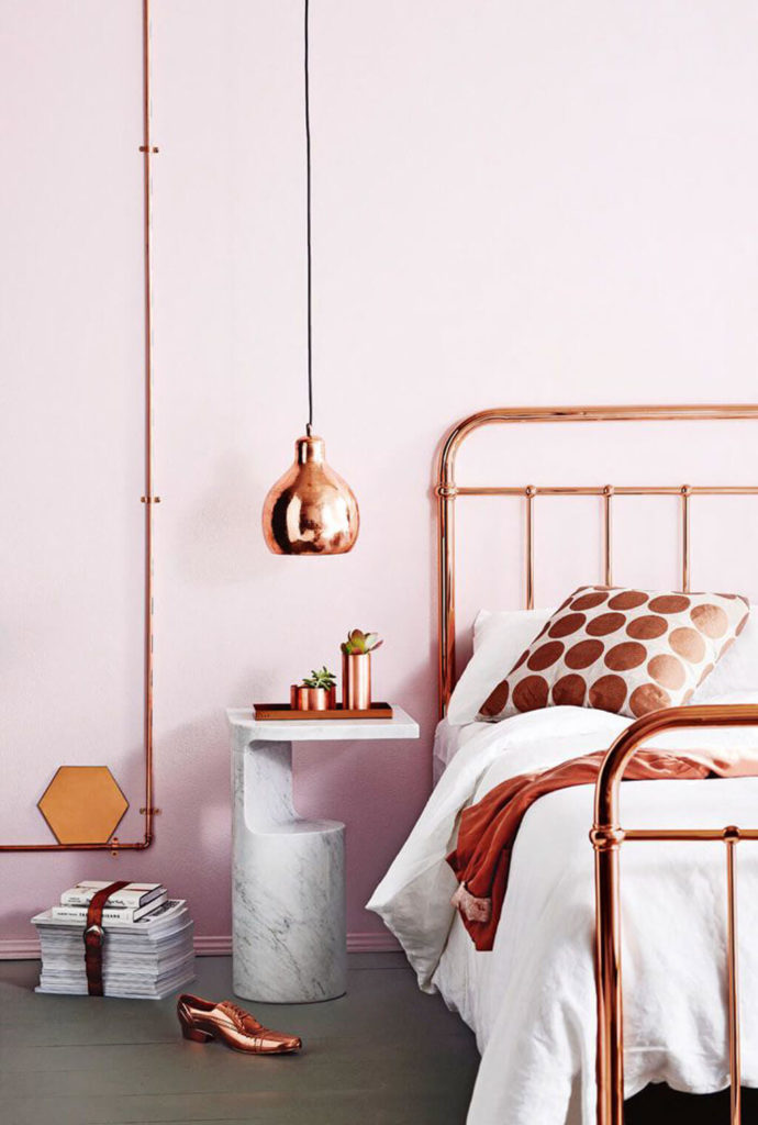 Marble and copper with this pink are so on trend now via ar-revista.com