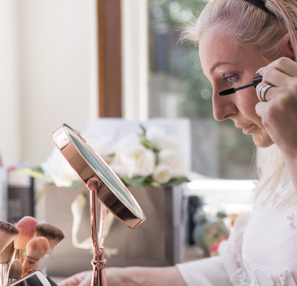 Applying the Paula's Secrets Waterproof Mascara